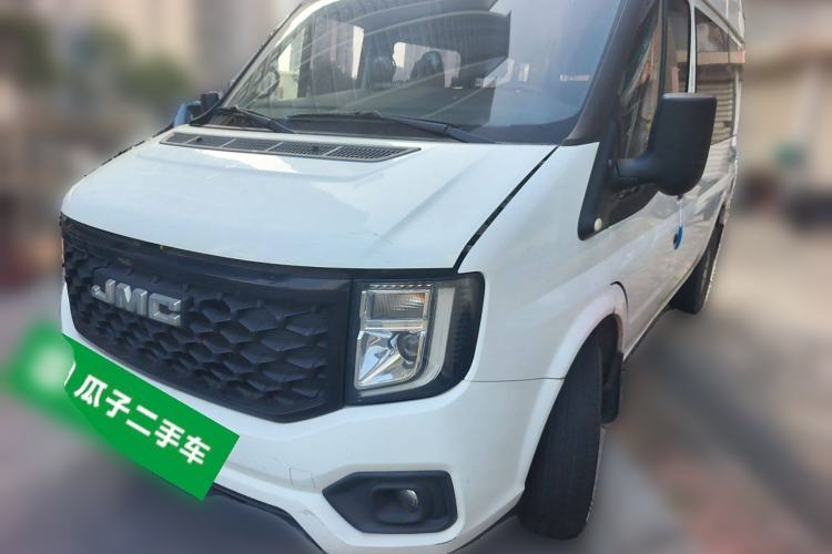 Used JMC Fushun 2022 2.0T Manual Multi-Function Passenger Vehicle Short Wheelbase Mid-Height Roof 6-Seater