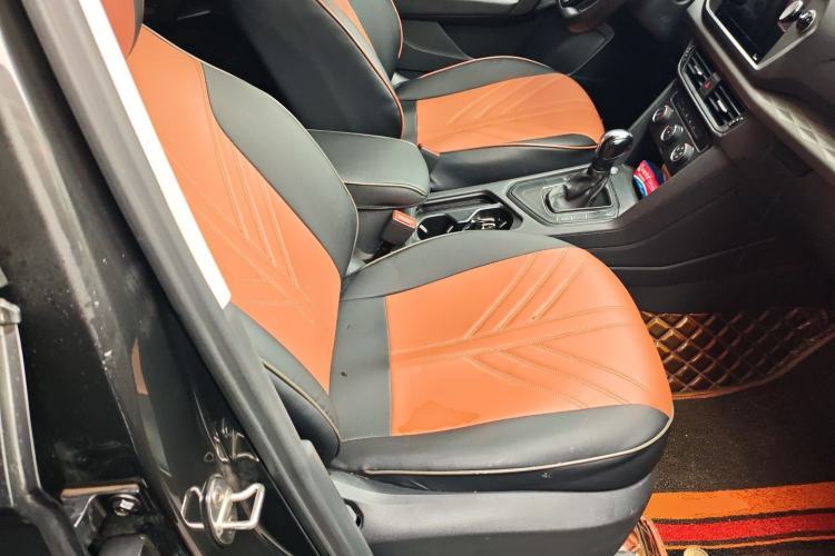 Used Volkswagen Tharu 2021 280TSI Two-Wheel Drive Trend Edition Right Front Seat