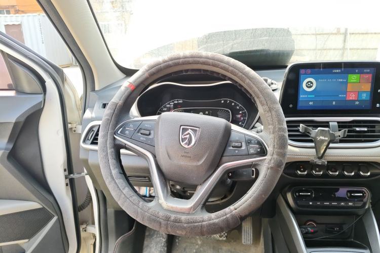 Used Baojun 510 2017 1.5L Automatic Fashion Model