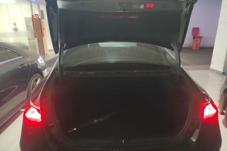 Used Mercedes-Benz E-Class 2025 E 300 L Luxury Model
