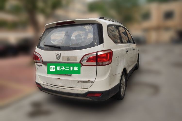 Used Baojun 730 2014 1.5L manual luxury trim 7 seats