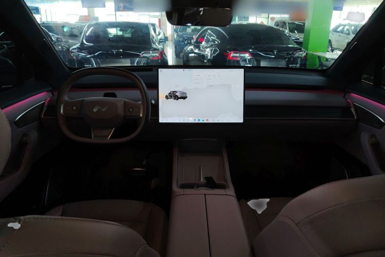 Used ONVO L60 2024 60 kWh Rear-Drive Version