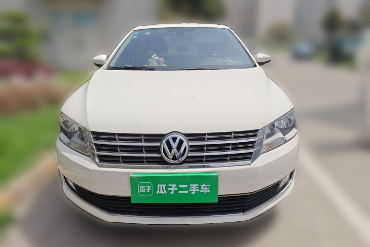 Used Volkswagen Lavida 2013 1.6L Automatic Luxury Edition Front