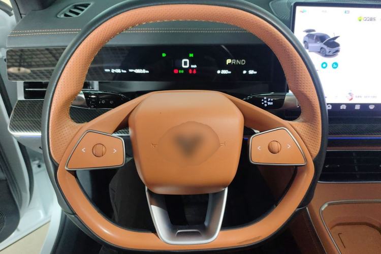 Used NETA L 2024 Extended-Range 310 Flash-Charge Red Edition