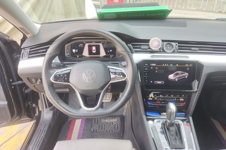 Used Volkswagen Magotan 2023 2 Million Units Commemorative Edition 330TSI DSG Luxury Version Steering Wheel