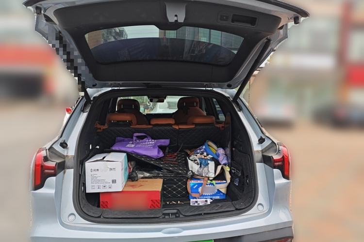 Used NETA L 2024 Extended-Range 310 Flash-Charge Red Edition