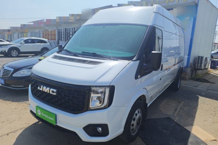 Used JMC Fushun 2022 2.0T Manual Van with Long Wheelbase Mid-Height Roof and 3 Seats