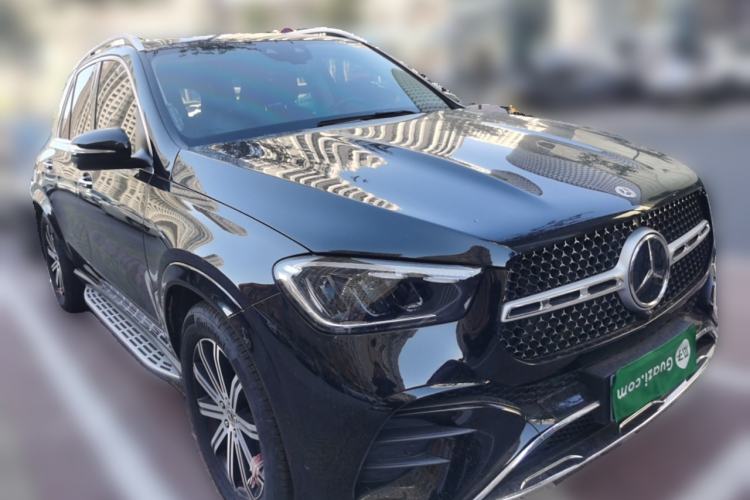 Used Mercedes-Benz GLE 2024 GLE 350 4MATIC Stylish Model Front Right 45 Deg