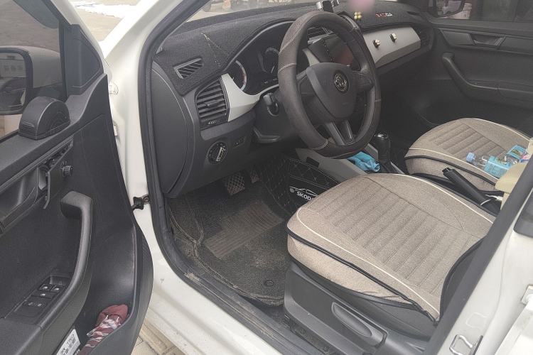 Used Skoda Fabia 2017 1.4L Automatic Front-Drive Model