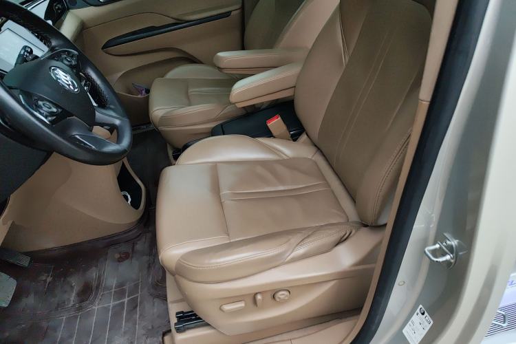 Used Buick GL8 2017 ES 28T Flagship Model China V Standard