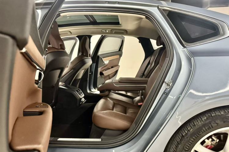 Used Volvo S90 2020 T5 Zhiyi Luxury Edition
