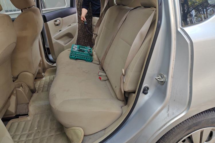 Used Nissan Livina 2013 1.6XE Manual Comfort Edition Left Rear Seat