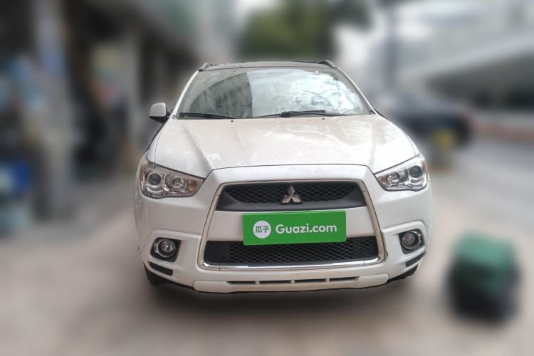 Used Mitsubishi ASX 2011 2.0 L Two-Wheel Drive XuanYi Version
