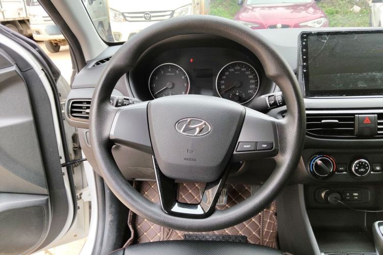 Used Hyundai Celesta 2018 1.6L Automatic GL Enjoyment Version China V Standard