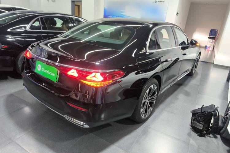 Used Mercedes-Benz E-Class New Energy 2024 E 350 e L Plug-in Hybrid Sedan Rear Right 45 Deg