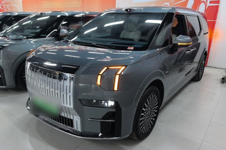 Used Zeekr 009 2024 7-Seater Walk-Through Version Four-Wheel Drive 108 kWh