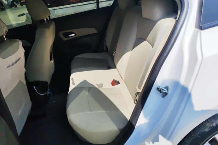 Used Chevrolet Cruze 2015 1.5L Classic SL MT Left Rear Seat