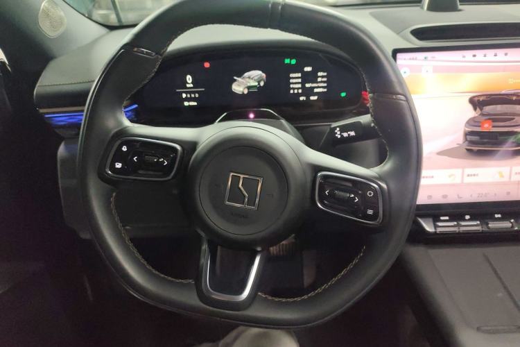 Used Zeekr 7X 2025 100 kWh Long-Range Rear-Wheel Drive with Intelligent Driving Features