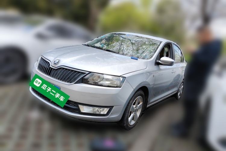 Used Skoda Rapid 2013 1.6L Manual Smart Selection Model