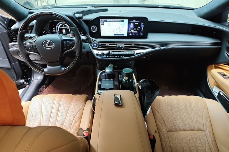 Used Lexus LS 2021 500h Luxury Edition
