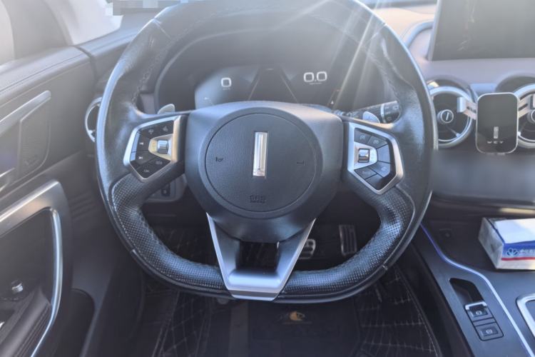 Used Wey VV7 2019 Upgraded Model 2.0T Flagship Version China V Standard
