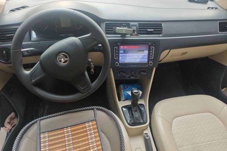 Used Skoda Rapid 2016 1.6L Automatic Chuanxing Edition
