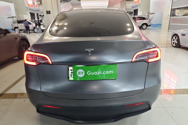 Used Tesla Model Y 2023 Rear-Wheel-Drive Version
