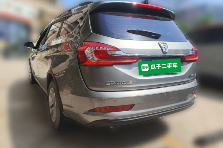 Used Baojun 310W 2017 1.5L Manual Fashion Model China V
