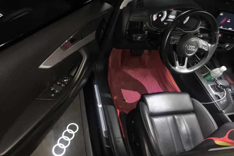 Used Audi A4L 2022 40 TFSI Fashion Dynamic Model
