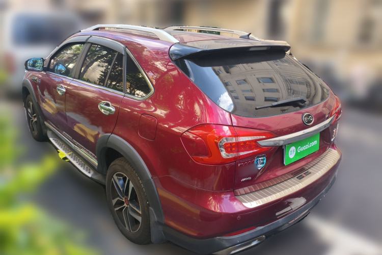 Used BYD Tang New Energy 2015 2.0T Four-Wheel-Drive Flagship Model