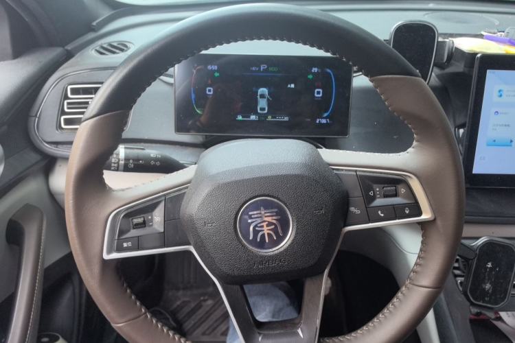 Used BYD Qin PLUS 2024 HONOR Edition DM-i 55KM Leading Model
