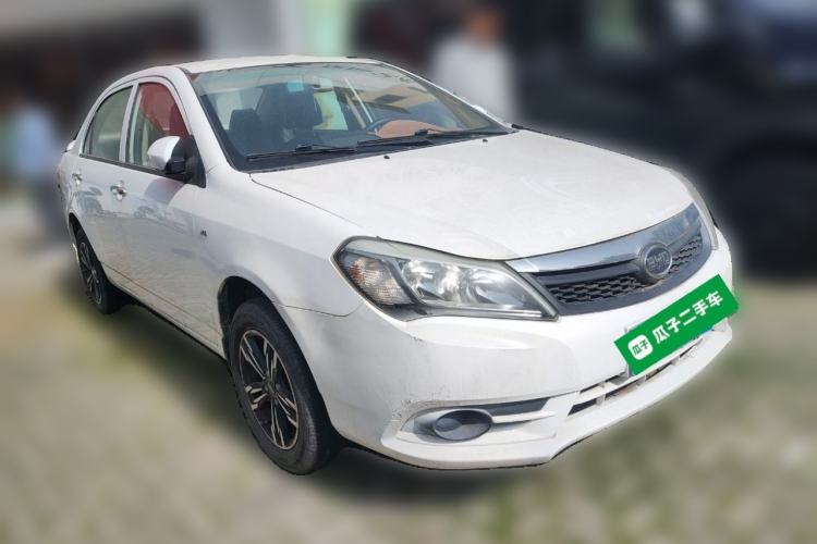 Used BYD F3 2015 Energy-Efficient Model 1.5L Manual Comfort Edition Front Right 45 Deg