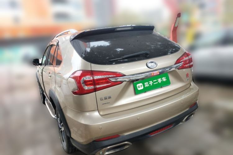 Used BYD Tang New Energy 2015 2.0T Four-Wheel-Drive Flagship Model