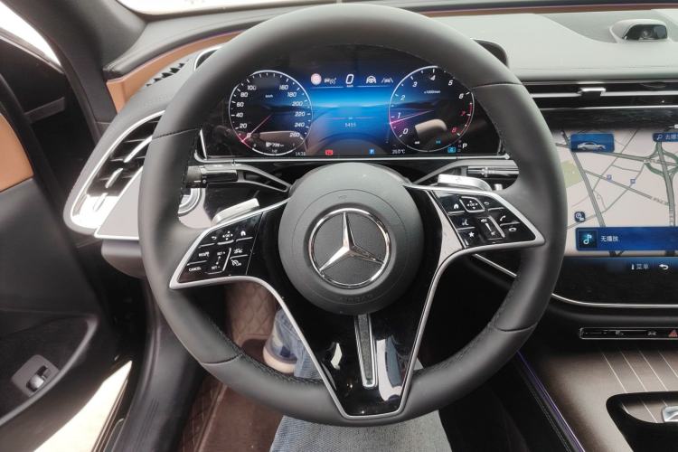 Used Mercedes-Benz E-Class 2025 Facelift E 300 L Luxury Edition
