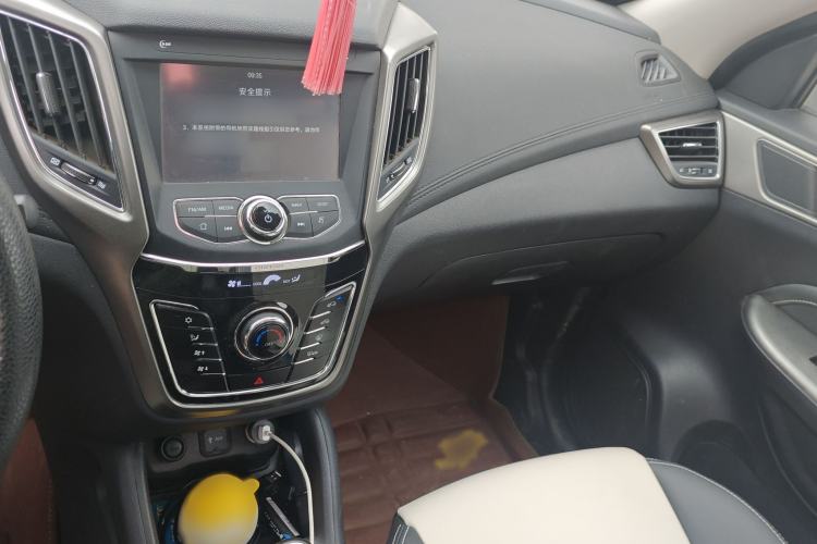 Used Changan CS35 2017 1.6L Manual Luxury Model