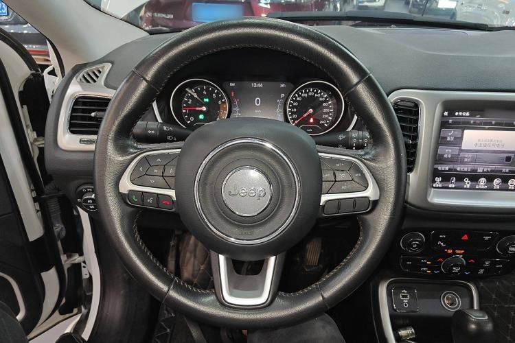 Used Jeep Compass 2017 200T Automatic Family Edition