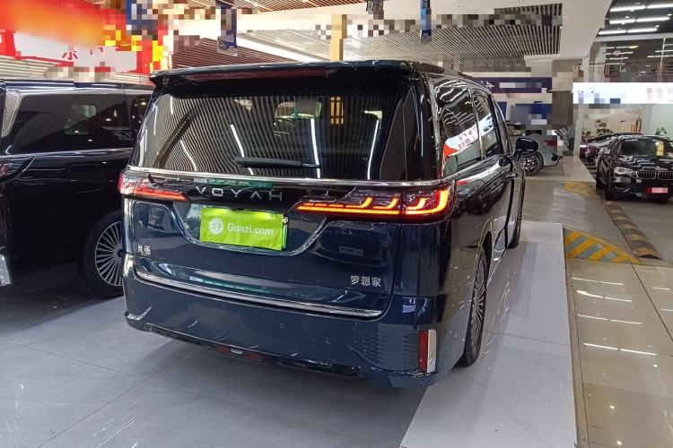 Used VOYAH Dream 2025 PHEV Four-Wheel Drive Prestige Kunpeng Edition
