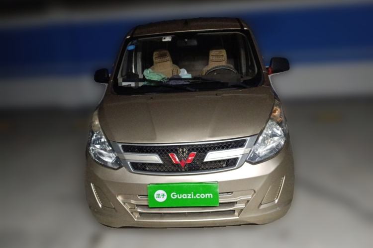 Used Wuling Rongguang V 2018 1.5L Practical Version Front