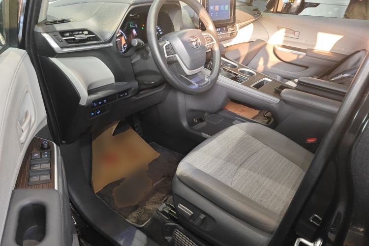 Used Toyota SIENNA 2021 2.5L Hybrid Comfort Edition