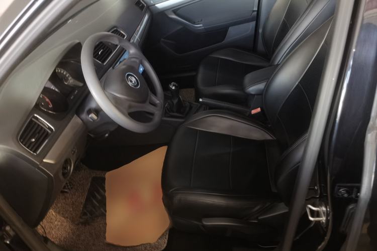 Used Volkswagen Lavida 2015 1.6L Manual Fashion Edition