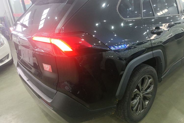 Used Toyota RAV4 2023 2.0L CVT Two-Wheel Drive Fashion Plus Edition