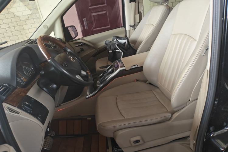 Used Mercedes-Benz Viano 2015 3.0L Partner Edition