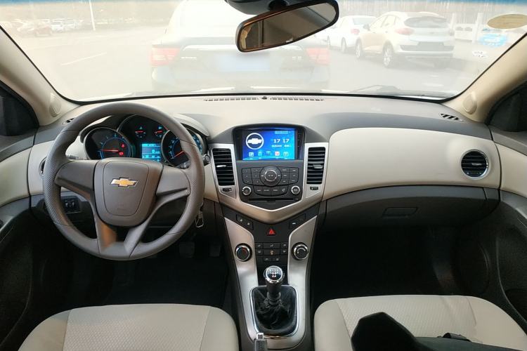 Used Chevrolet Cruze 2015 1.5L Classic SL MT