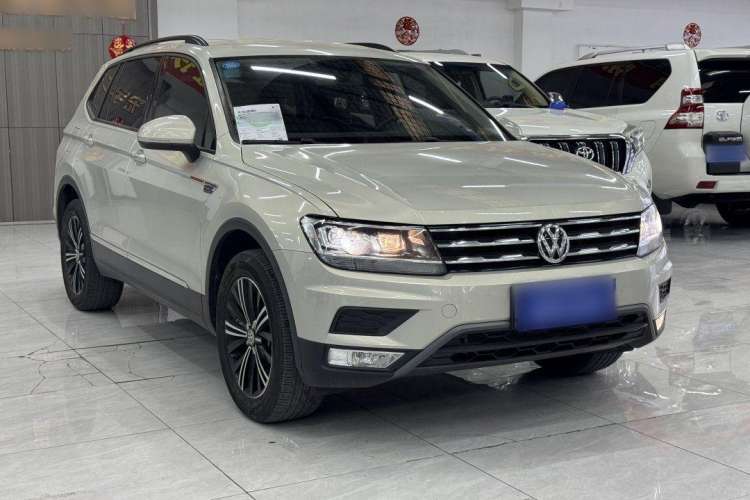 Used Volkswagen Tiguan L 2019 330TSI Automatic Two-Wheel Drive Luxury Edition China VI Standard