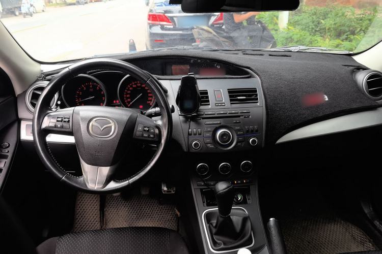 Used Mazda 3 2011 Sedan 2.0L Manual Sport Model
