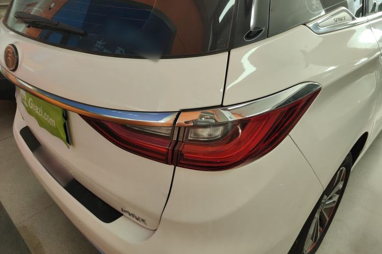 Used BYD Song MAX 2019 1.5T Automatic Smart Connect Ruiyi Model 6-Seater China V Standard