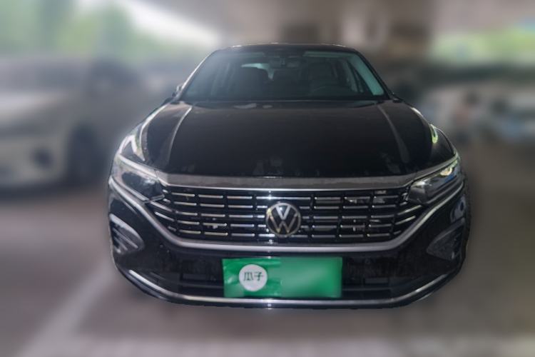 Used Volkswagen Passat 2024 380TSI Dragon Edition

