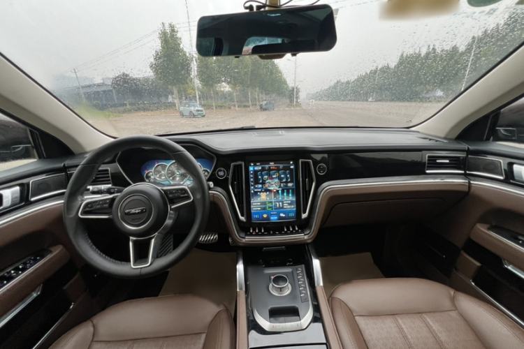 Used Zotye T700 2017 1.8T Dual-Clutch Prestige Model