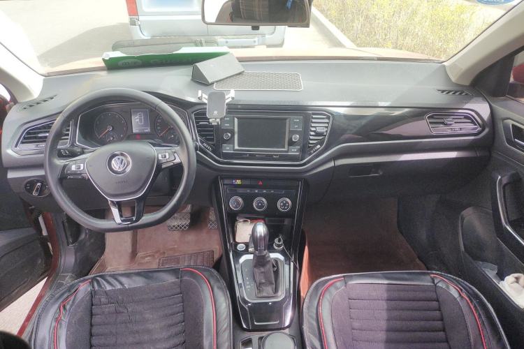 Used Volkswagen T-ROC 2018 280TSI DSG Two-Wheel-Drive Comfort Version China V Standard