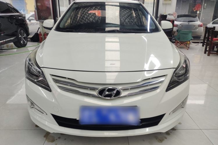 Used Hyundai Verna Ray 2016 1.4L Automatic Leading-Edge GLX
